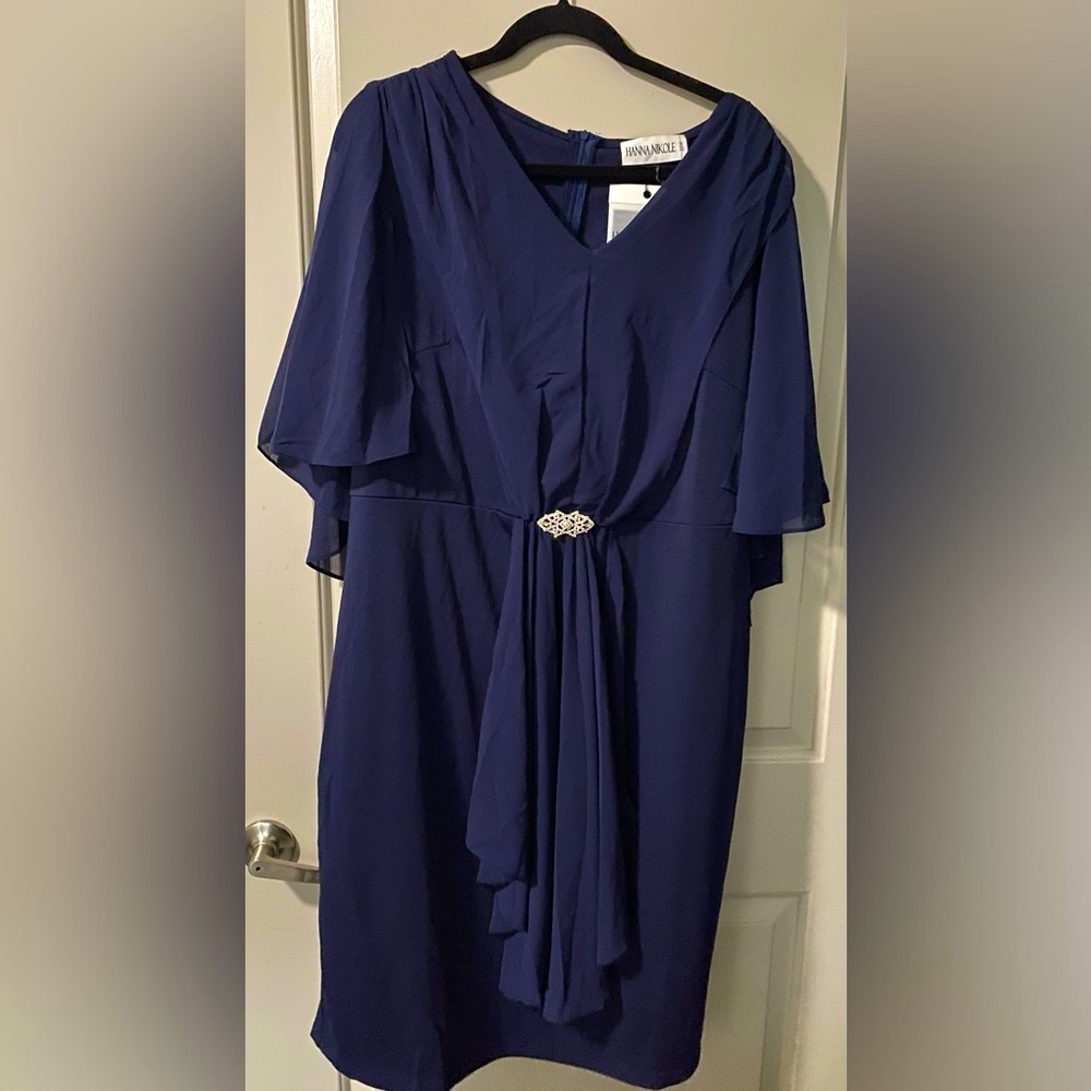 Evan Picone Navy V-Neck Sheath Dress with Drape and Brooch